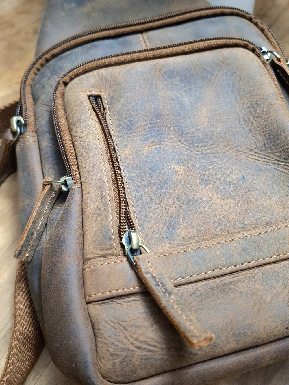 NWOT Green Forest Italian Leather Crossbody Sling Bag | Handcrafted Men's Chest
